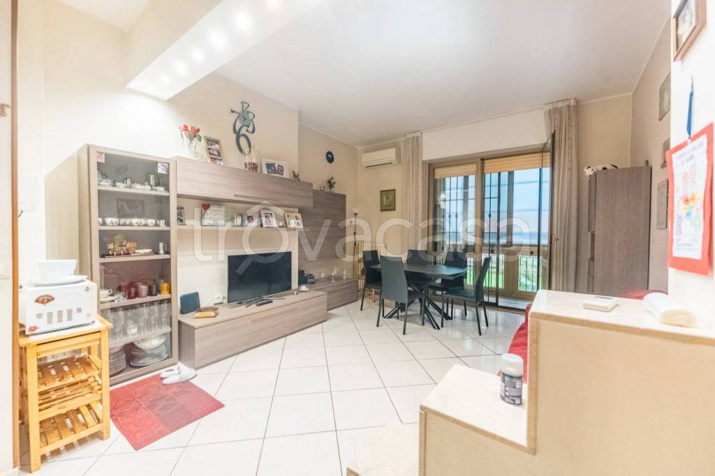 appartamento in vendita a Milano in zona Niguarda