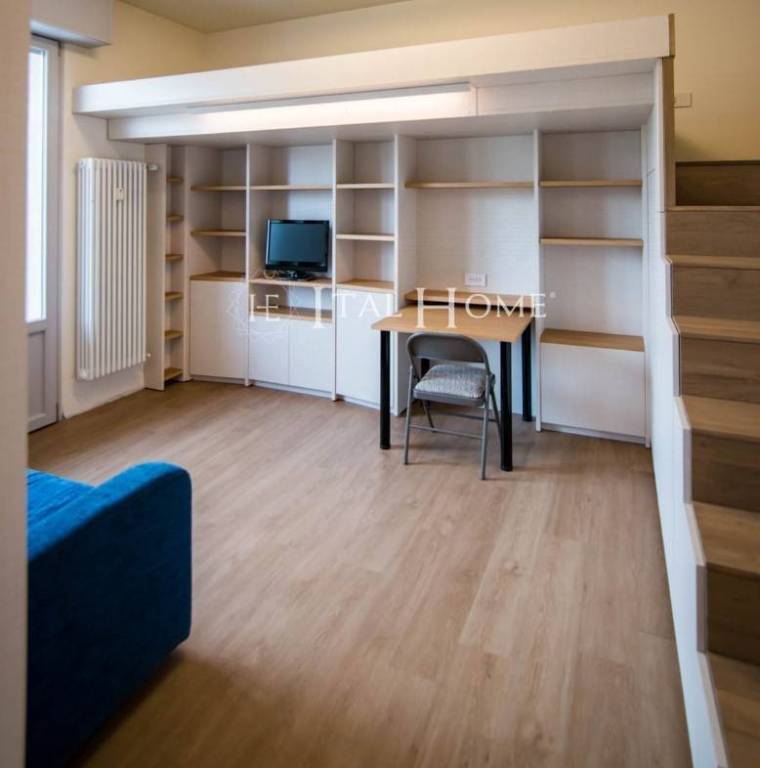 appartamento in vendita a Milano in zona Barona