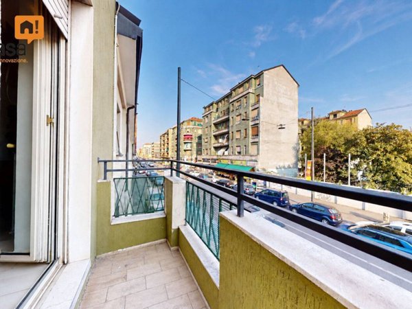 appartamento in vendita a Milano in zona Rottole