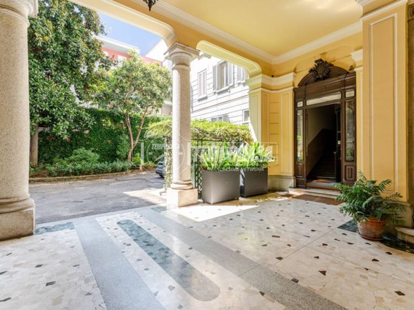 appartamento in vendita a Milano in zona Porta Venezia