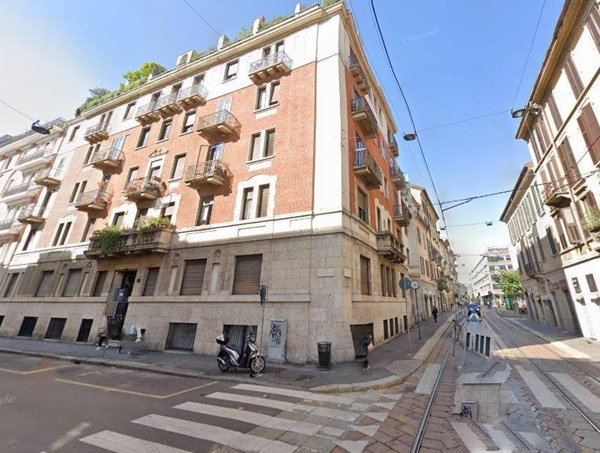 ufficio in vendita a Milano in zona Bocconi