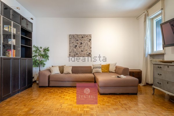 appartamento in vendita a Milano in zona Quinto Romano