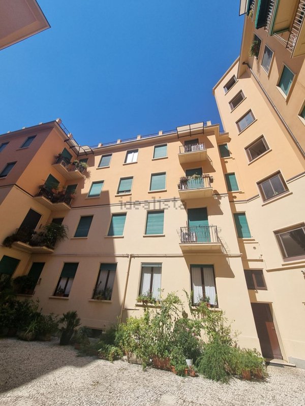 appartamento in vendita a Milano in zona Ponte Seveso