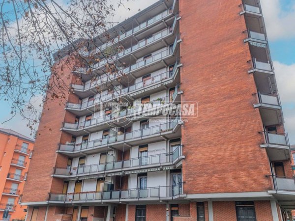 box auto in vendita a Milano in zona Affori