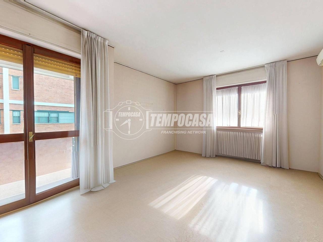 appartamento in vendita a Milano in zona Ghisolfa