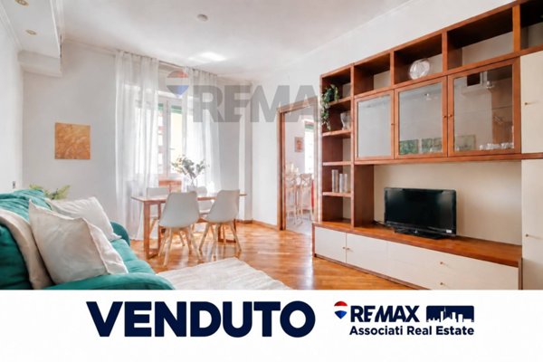 appartamento in vendita a Milano in zona Lorenteggio