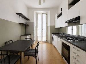 appartamento in vendita a Milano in zona Porta Ticinese