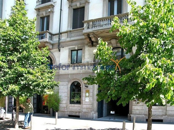 ufficio in vendita a Milano in zona Porta Venezia