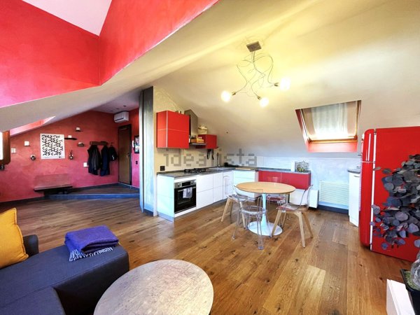 appartamento in vendita a Milano in zona Dergano