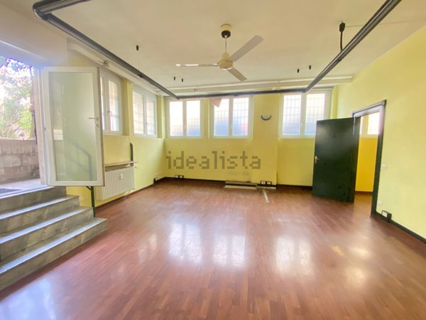 appartamento in vendita a Milano in zona Baggio