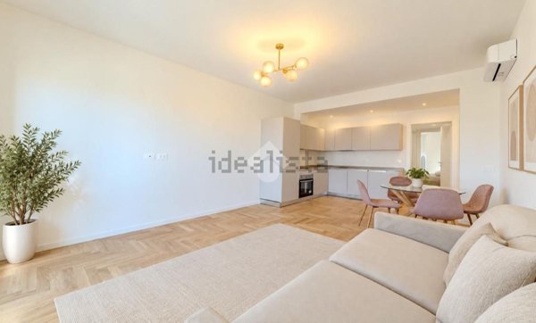 appartamento in vendita a Milano in zona Loreto