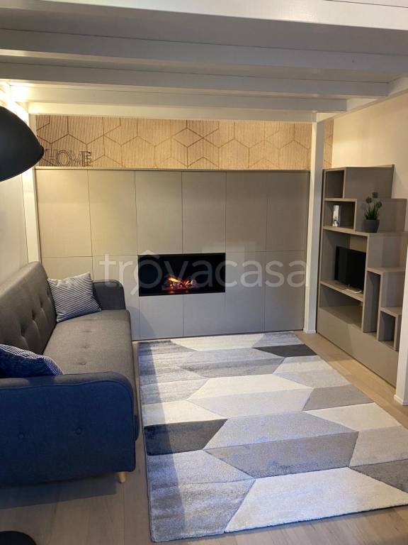 appartamento in vendita a Milano in zona Isola