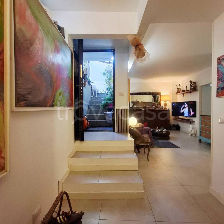 appartamento in vendita a Milano in zona Cagnola