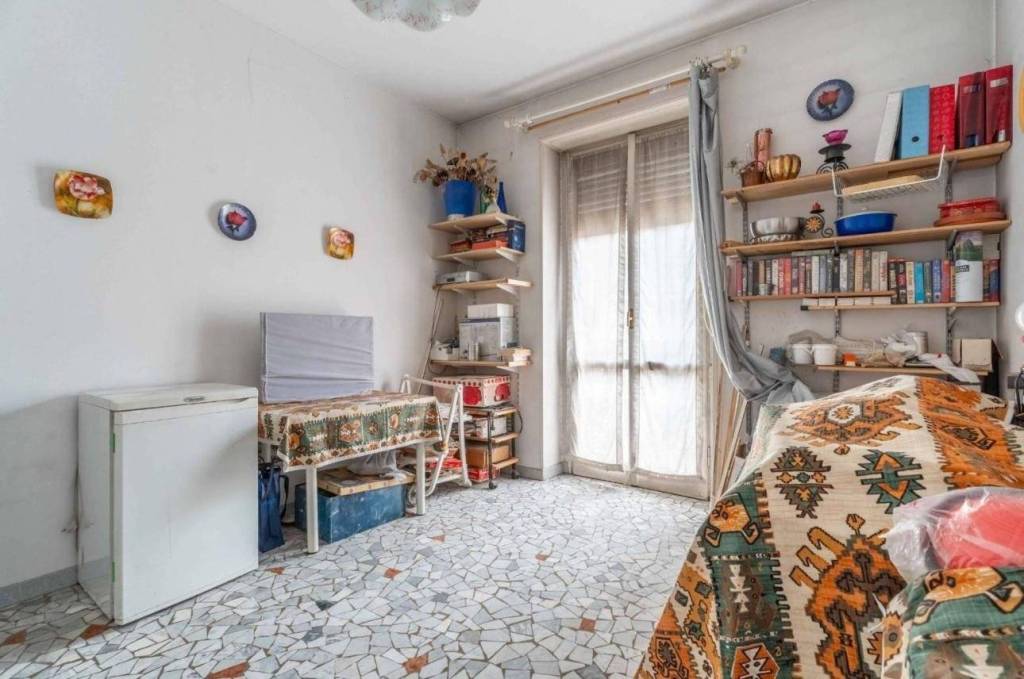 appartamento in vendita a Milano in zona Porta Genova