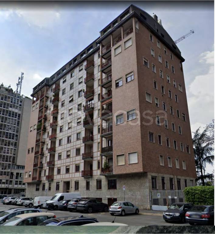 appartamento in vendita a Milano in zona Centro Direzionale