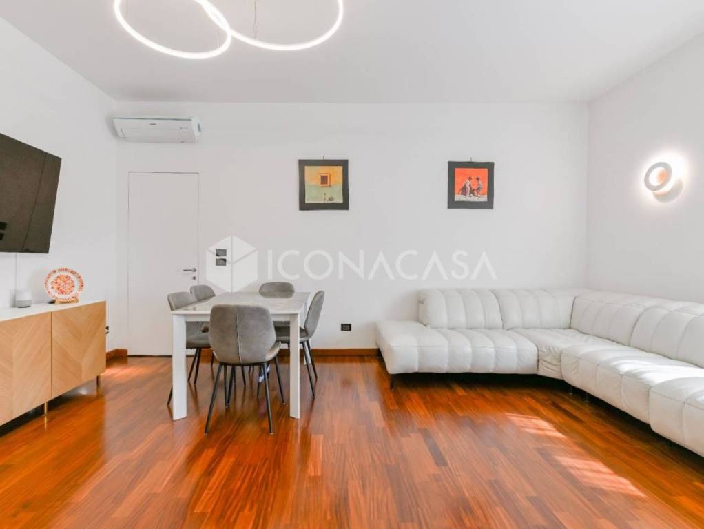 appartamento in vendita a Milano in zona Porta Romana