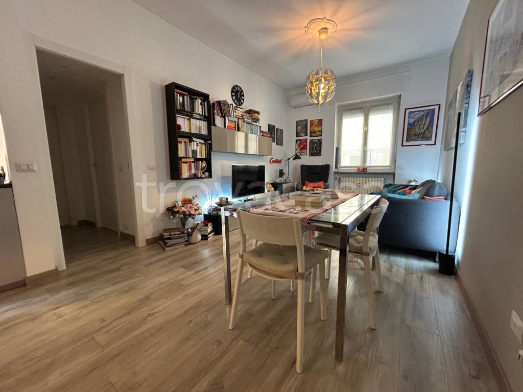 appartamento in vendita a Milano in zona Isola