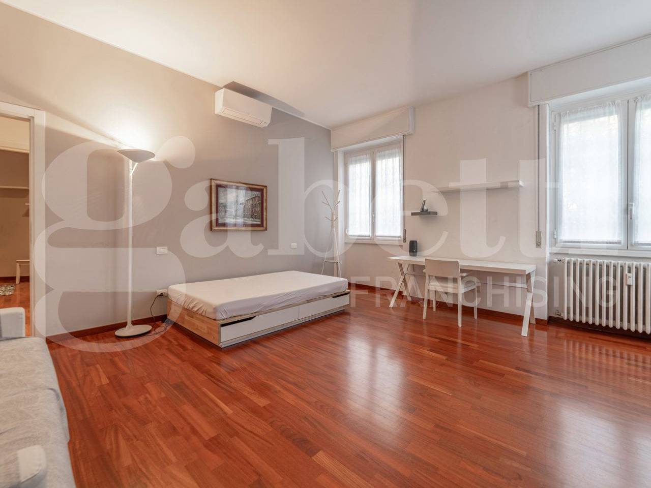 appartamento in vendita a Milano in zona Morivione