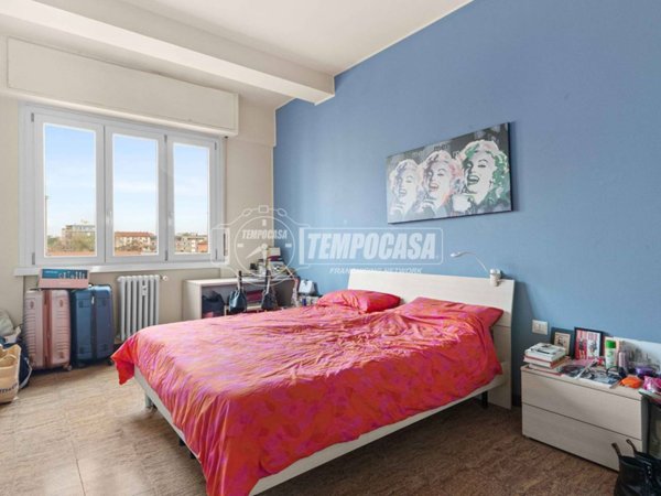 appartamento in vendita a Milano in zona Morivione