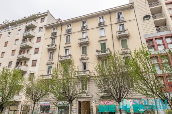 appartamento in vendita a Milano in zona Loreto