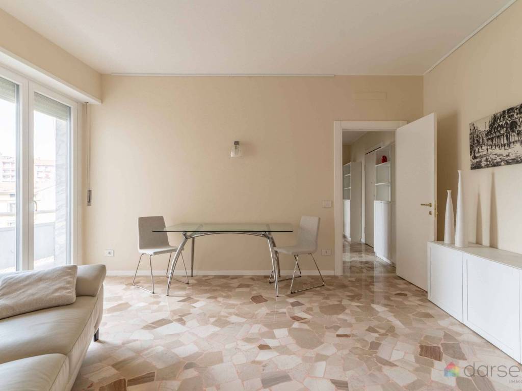 appartamento in vendita a Milano in zona Barona
