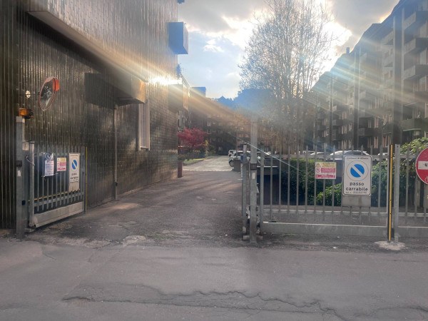 casa indipendente in vendita a Milano in zona Bande Nere