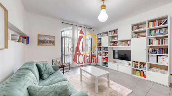 appartamento in vendita a Milano in zona Famagosta
