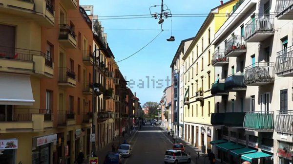 appartamento in vendita a Milano in zona Porta Genova