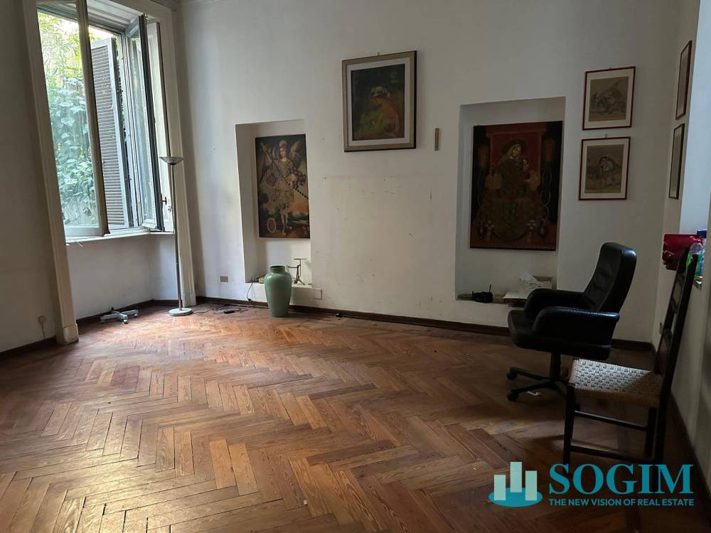 ufficio in vendita a Milano in zona Guastalla