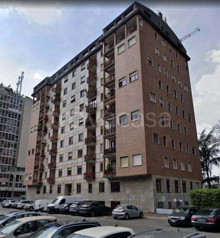 appartamento in vendita a Milano in zona Centro Direzionale
