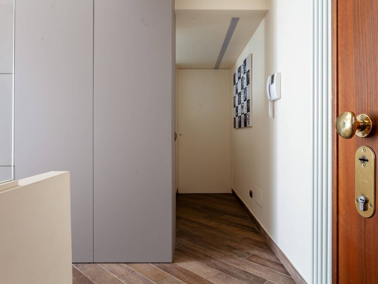 appartamento in vendita a Milano in zona Solari