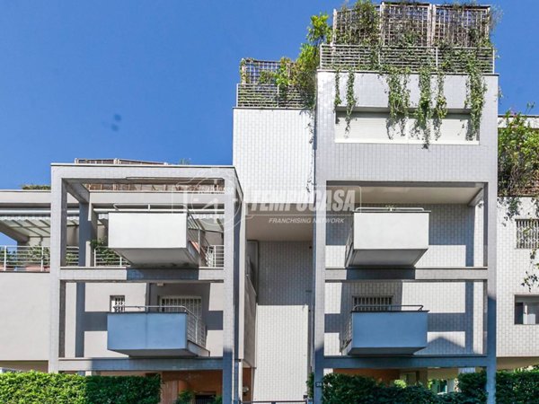 appartamento in vendita a Milano in zona Bovisa