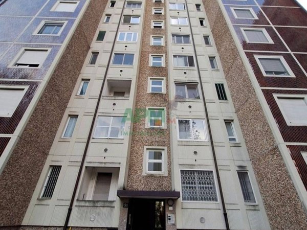 appartamento in vendita a Milano in zona Affori