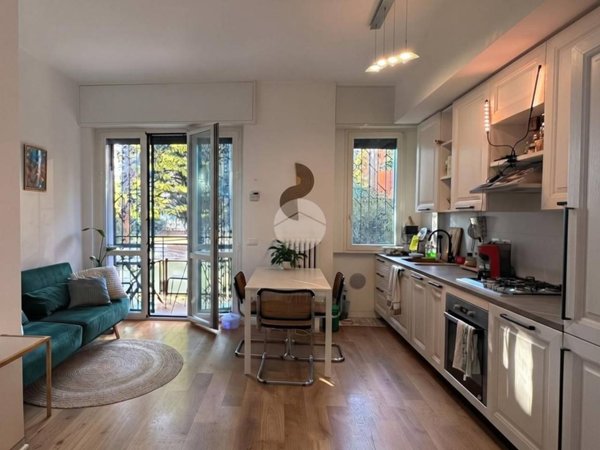appartamento in vendita a Milano in zona Lorenteggio