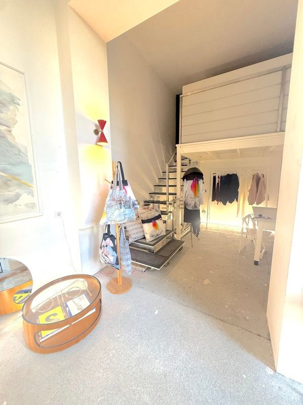 appartamento in vendita a Milano in zona Città Studi