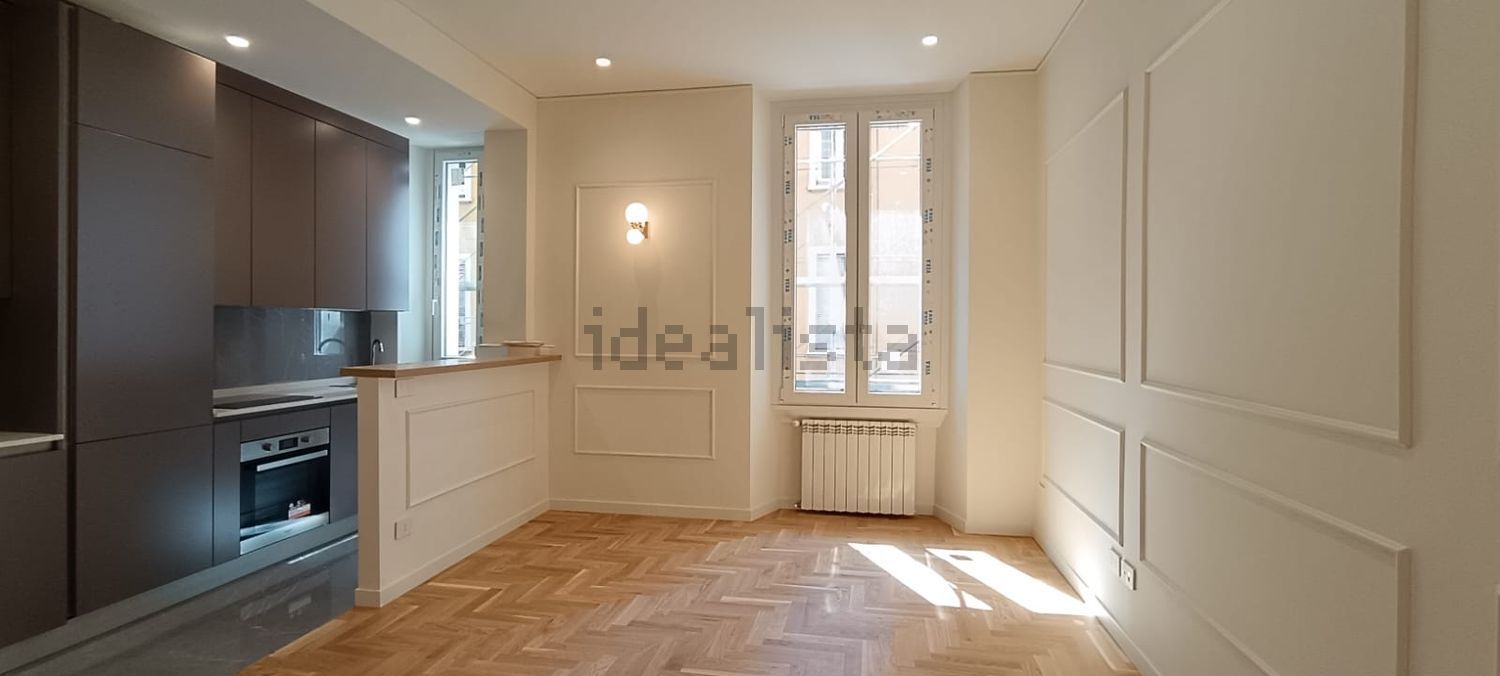 appartamento in vendita a Milano in zona XXII Marzo