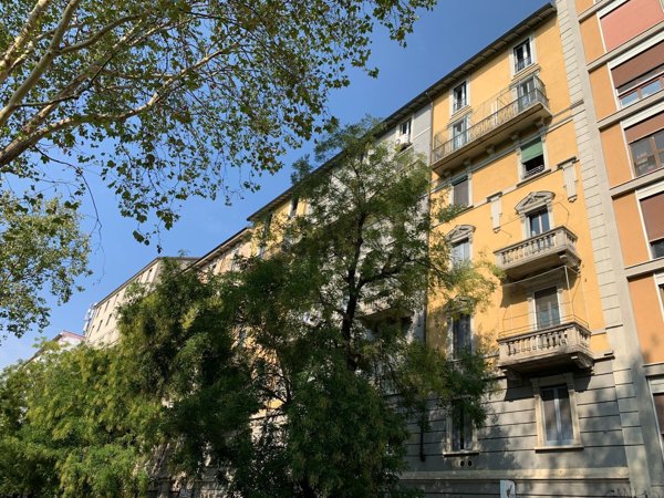 appartamento in vendita a Milano in zona Corsica