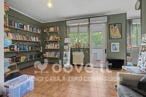appartamento in vendita a Milano in zona Quinto Romano