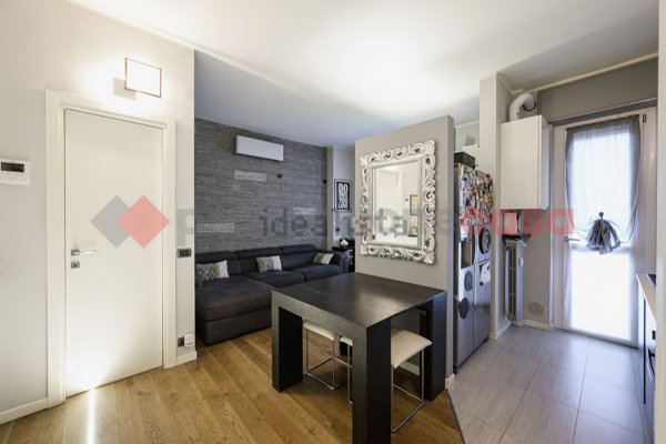 appartamento in vendita a Milano in zona Ronchetto sul Naviglio