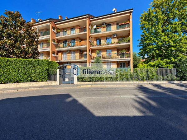appartamento in vendita a Milano in zona Ronchetto sul Naviglio