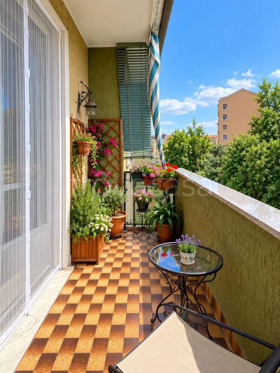appartamento in vendita a Milano in zona Comasina