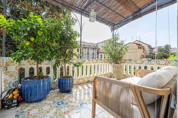 casa indipendente in vendita a Milano in zona Città Studi