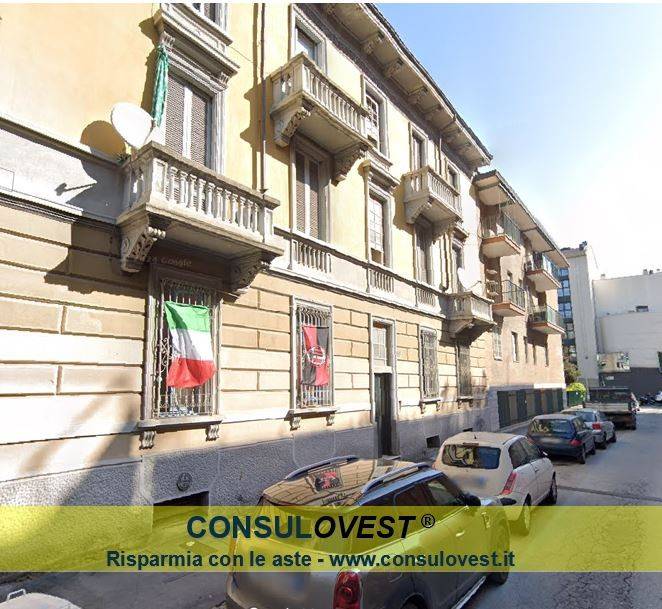ufficio in vendita a Milano in zona Turro