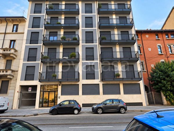 appartamento in vendita a Milano in zona Ghisolfa