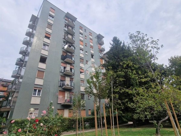 appartamento in vendita a Milano in zona Bande Nere
