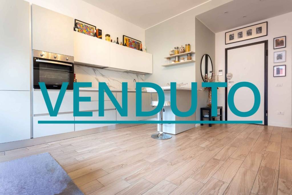 appartamento in vendita a Milano in zona Corvetto