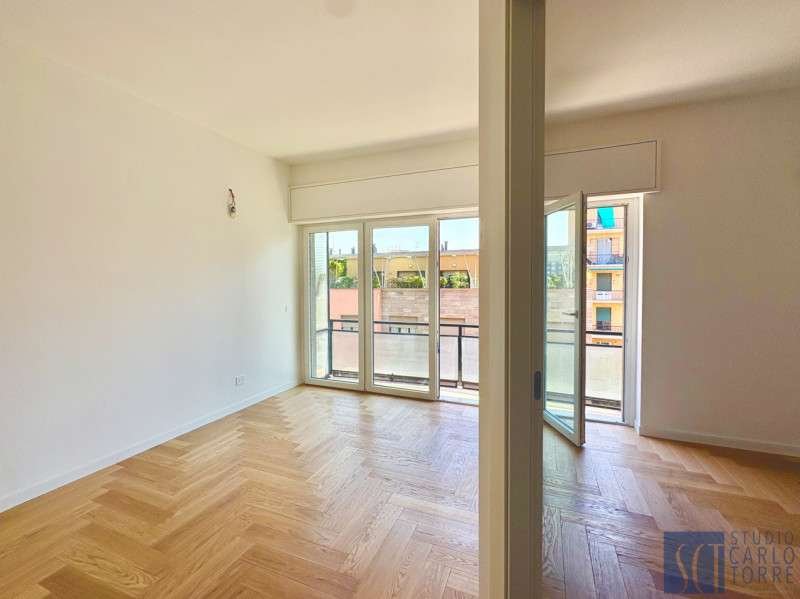 appartamento in vendita a Milano in zona Porta Genova
