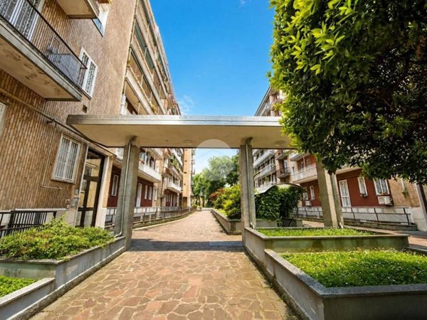 appartamento in vendita a Milano in zona Ortica