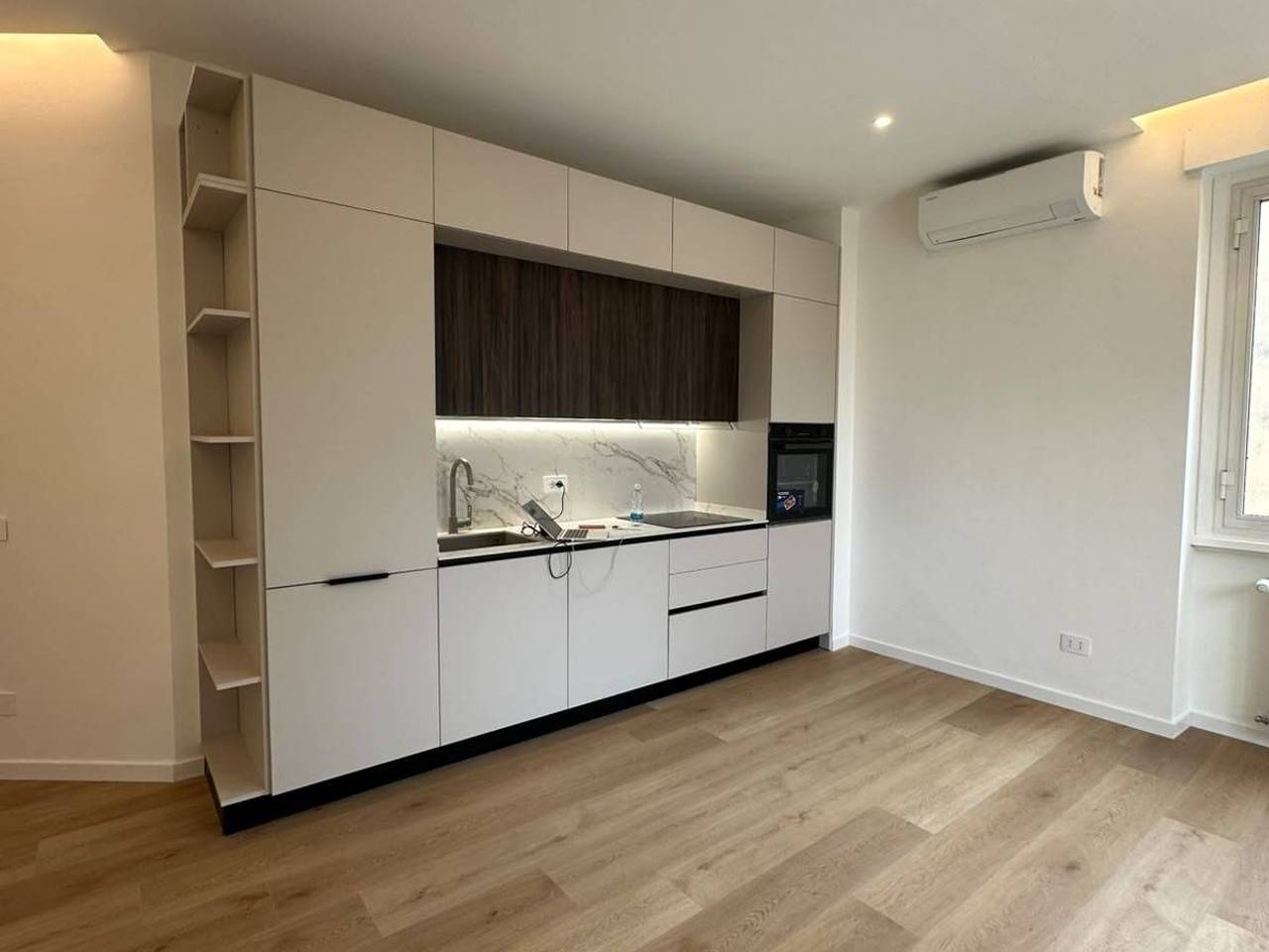 appartamento in vendita a Milano in zona Isola