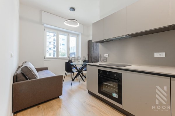 appartamento in vendita a Milano in zona Porta Garibaldi